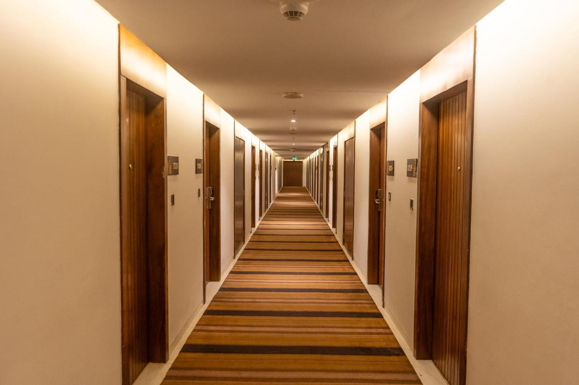 Holiday Inn Kolkata Airport By Ihg Esterno foto