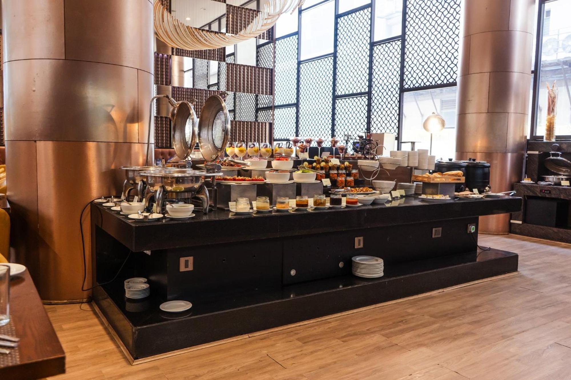 Holiday Inn Kolkata Airport By Ihg Esterno foto